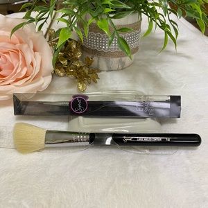 Sigma Beauty F40 Large Angled Contour Brush + E10 SMALL EYE LINER 🖌️BUNDLES